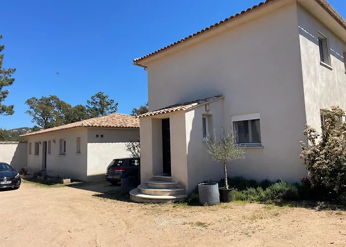 Maison Lumineuse A Porto-vecchio Porto Vecchio