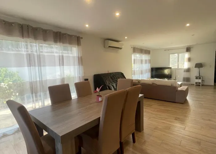 Maison Lumineuse A Porto-vecchio